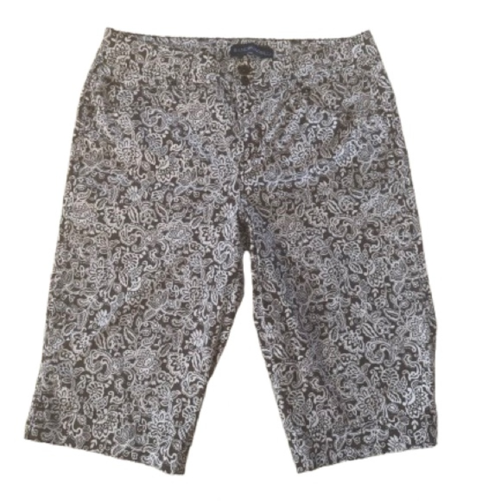 Women's Brown & White Paisley Capris - Casual Mid-Rise